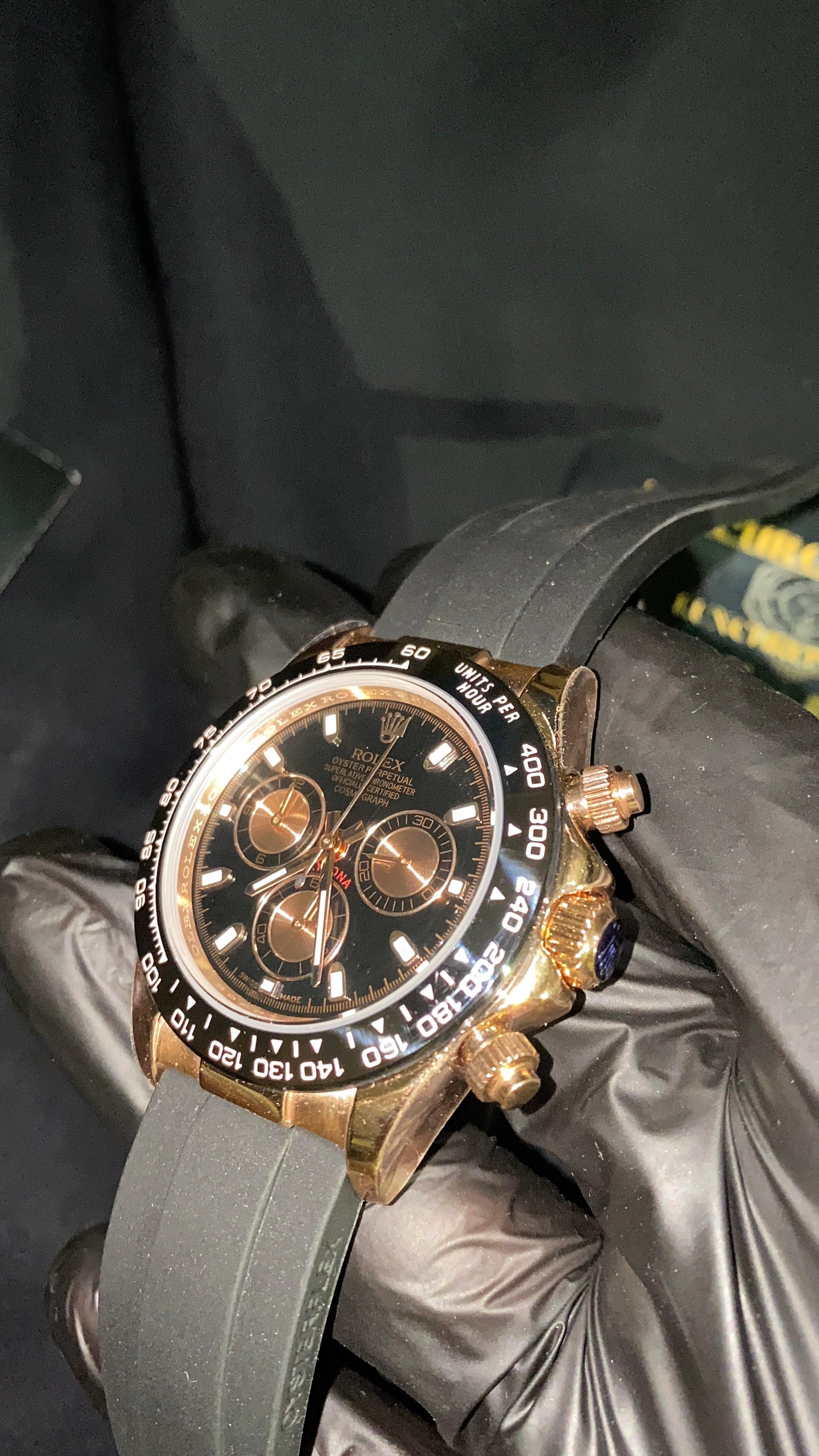 ROLEX COSMOGRAPH DAYTONA ROSE GOLD DIAL BLACK OYSTERFLEX