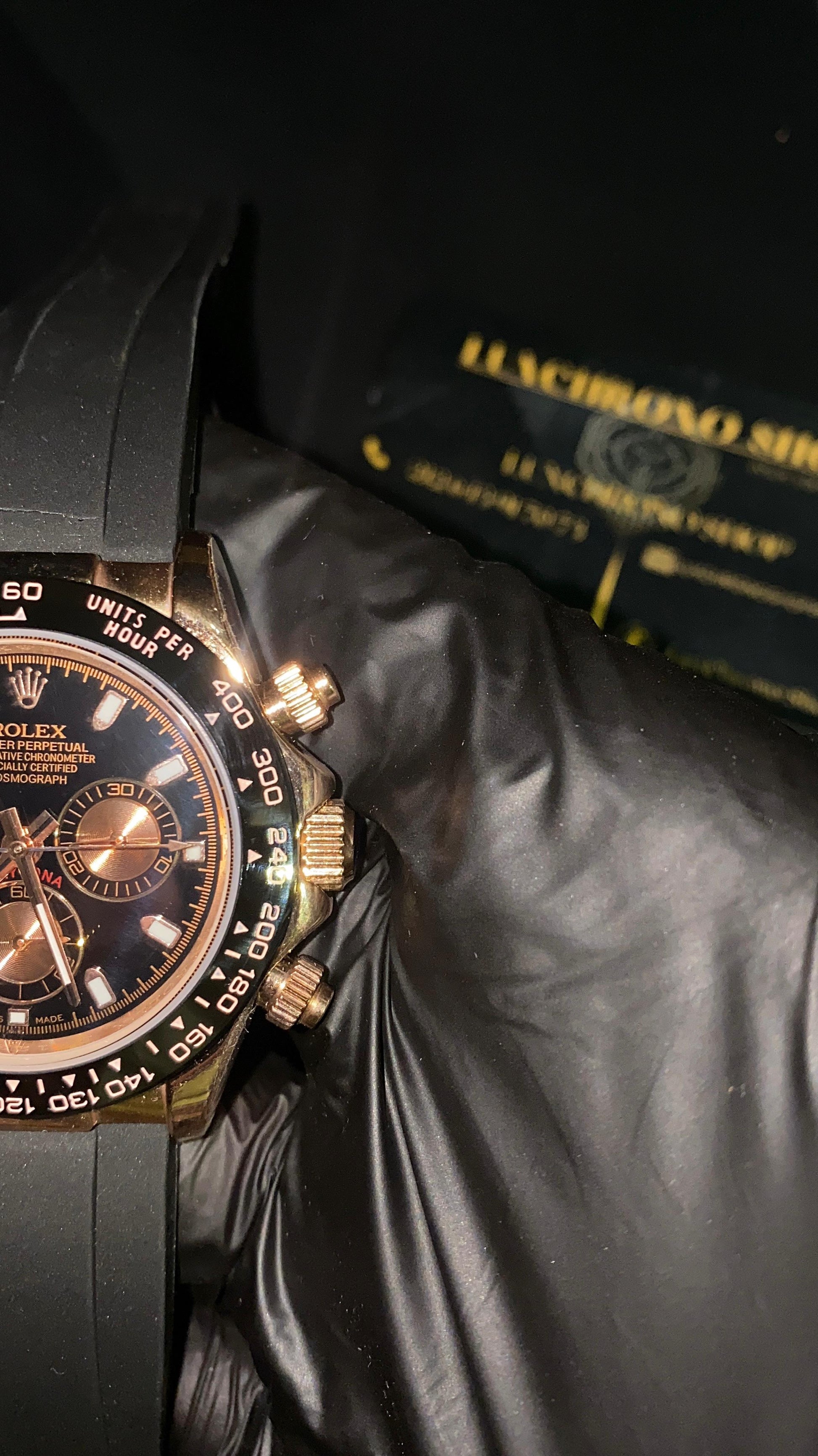 ROLEX COSMOGRAPH DAYTONA ROSE GOLD DIAL BLACK OYSTERFLEX