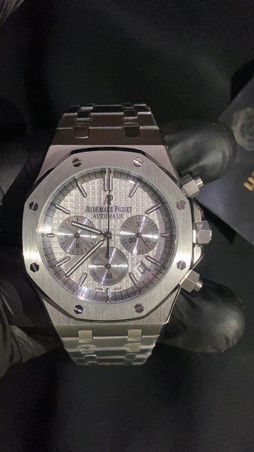 AUDEMARS PIGUET ROYAL OAK WHITE DIAL