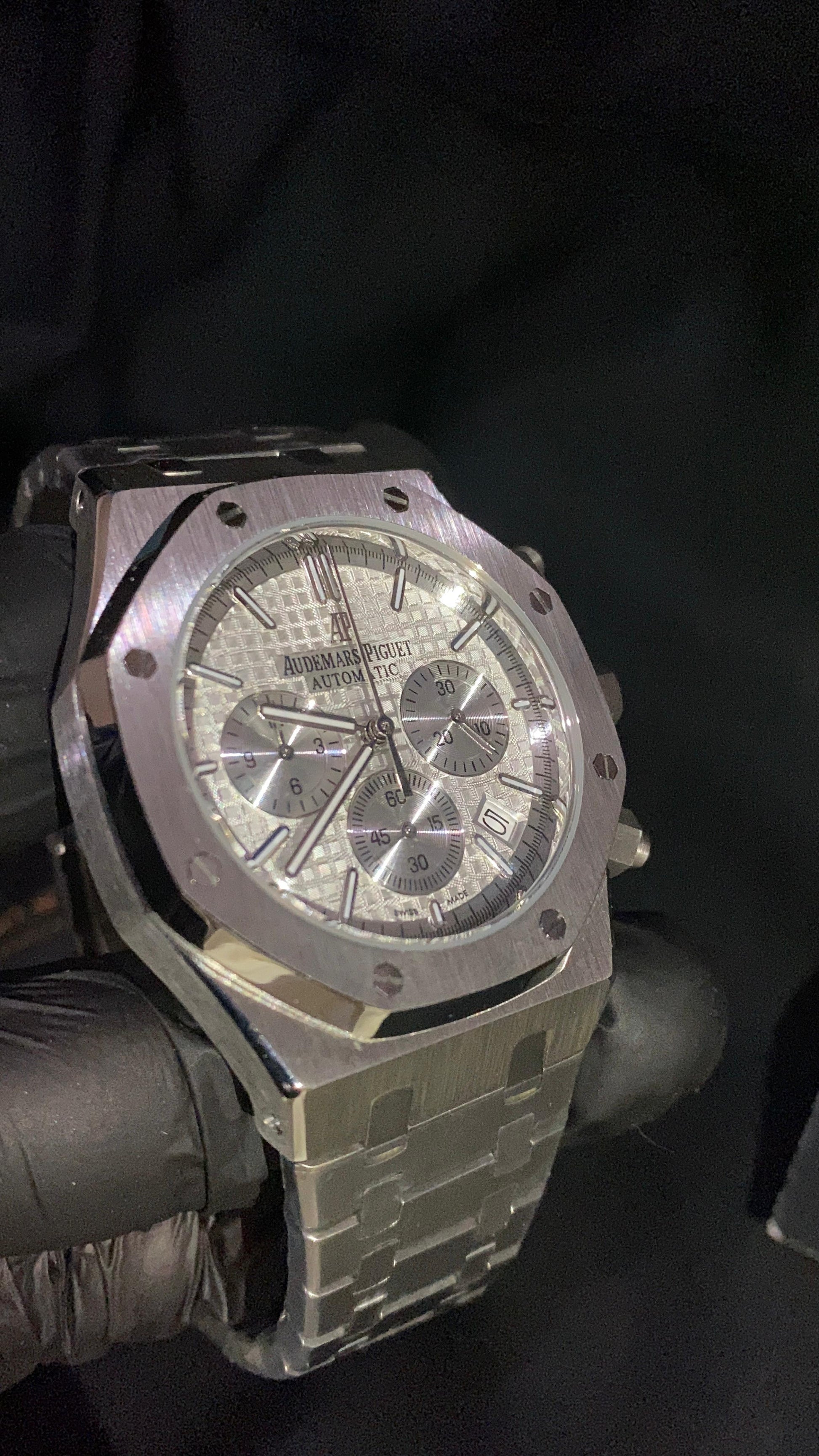 AUDEMARS PIGUET ROYAL OAK WHITE DIAL