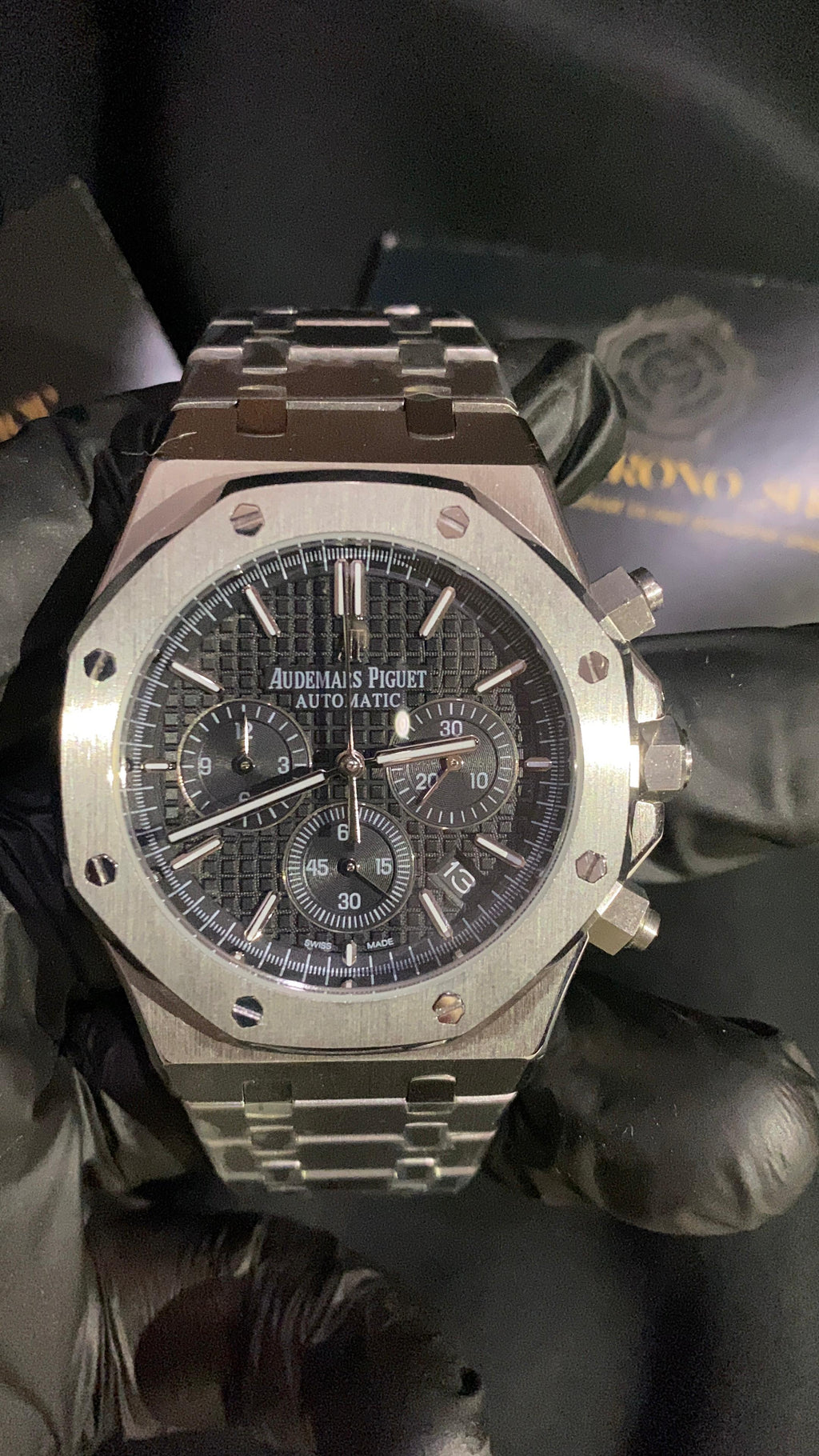 AUDEMARS PIGUET ROYAL OAK BLACK DIAL