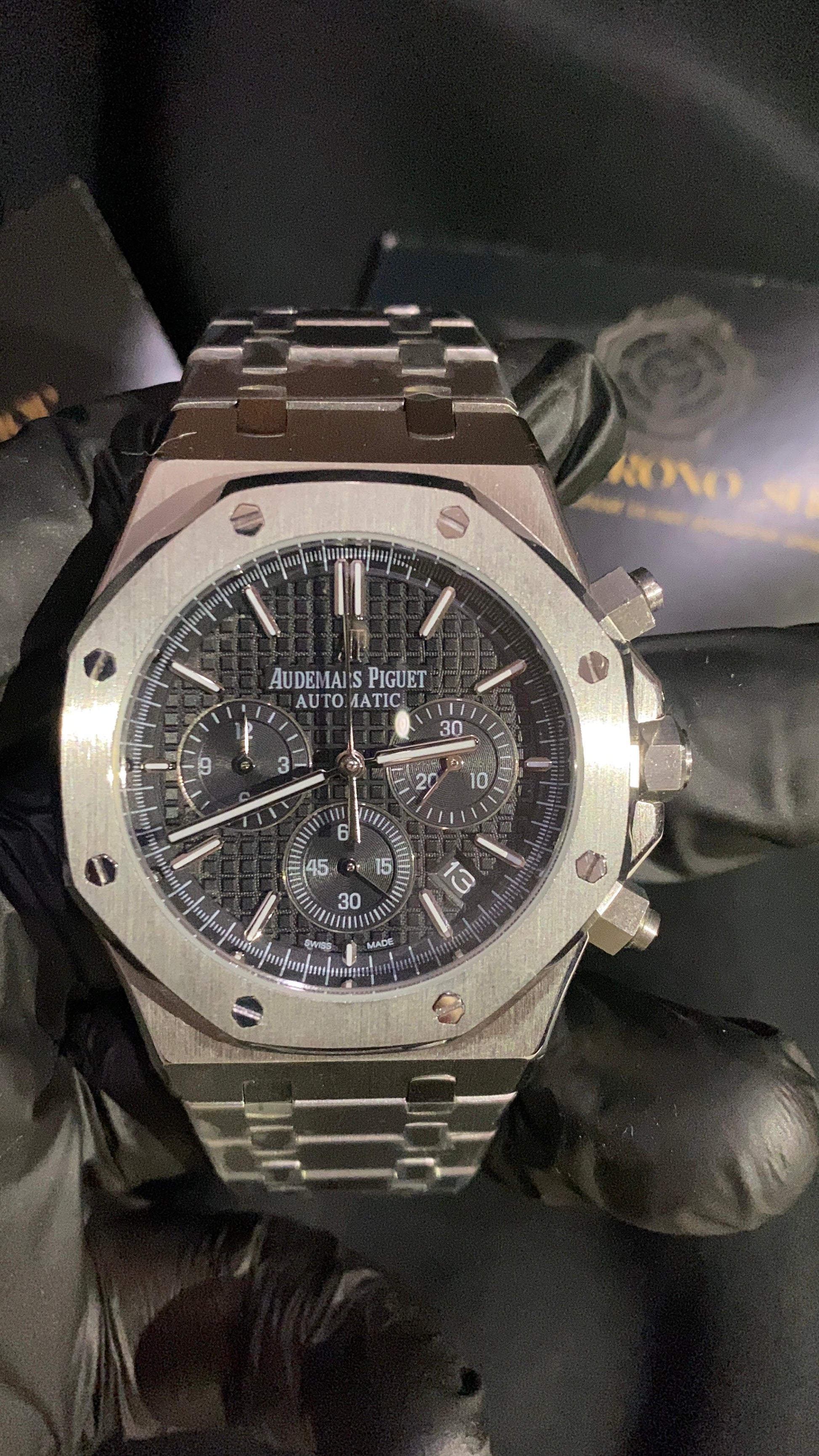AUDEMARS PIGUET ROYAL OAK BLACK DIAL