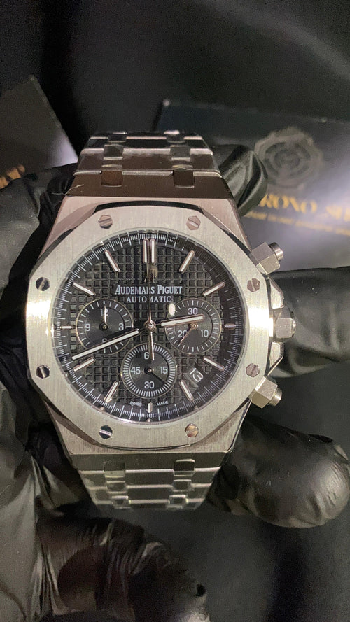 AUDEMARS PIGUET ROYAL OAK BLACK DIAL