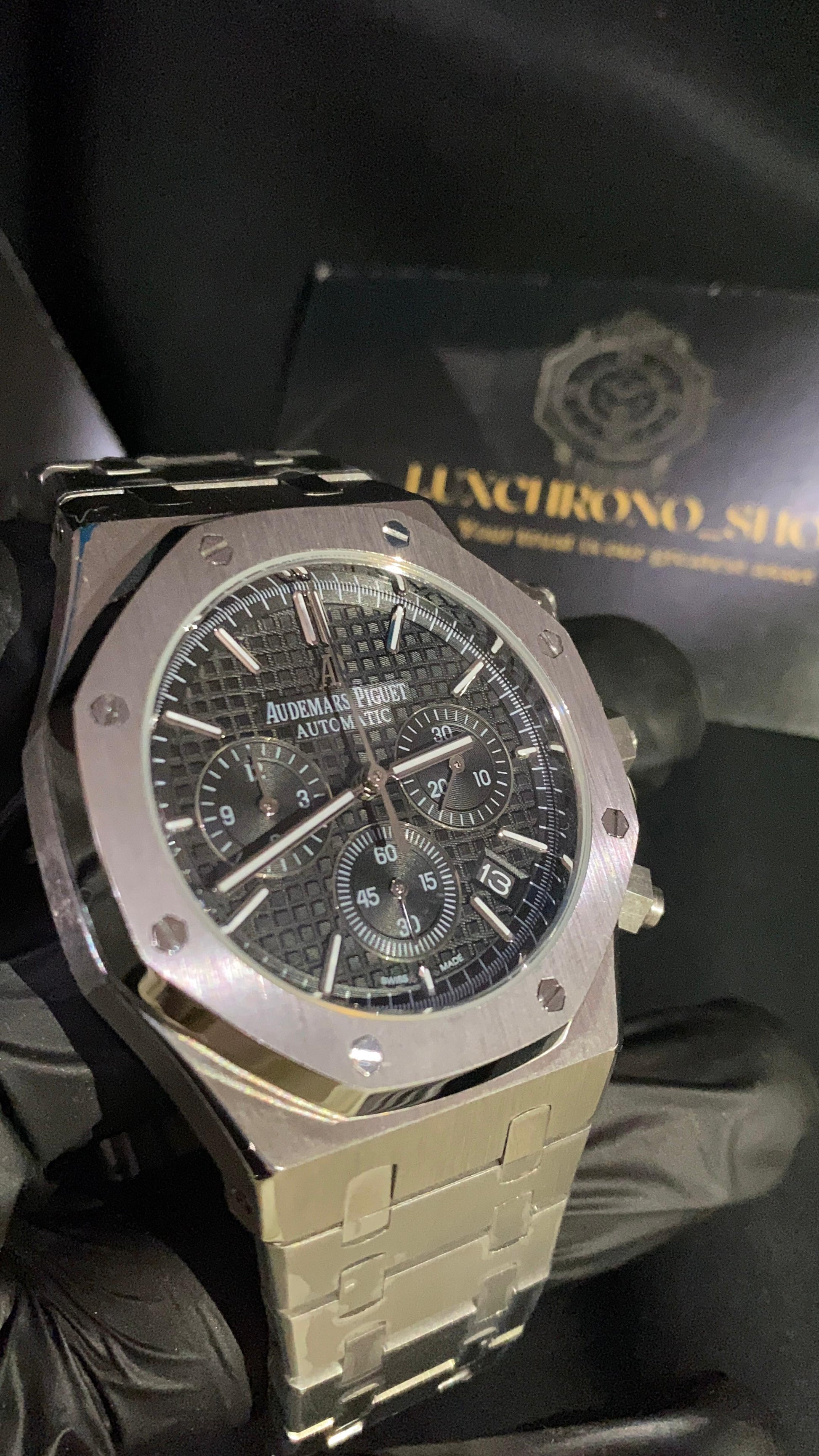 AUDEMARS PIGUET ROYAL OAK BLACK DIAL
