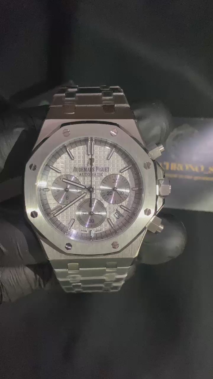 AUDEMARS PIGUET ROYAL OAK WHITE DIAL